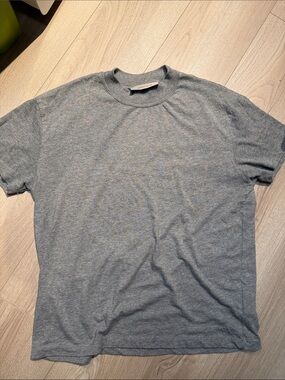 Essentials grey tshirt size XS